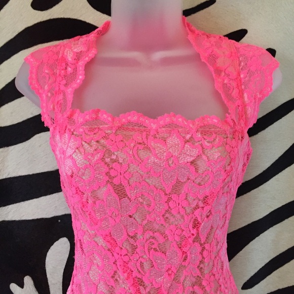 Lace Dress - Picture 3 of 3